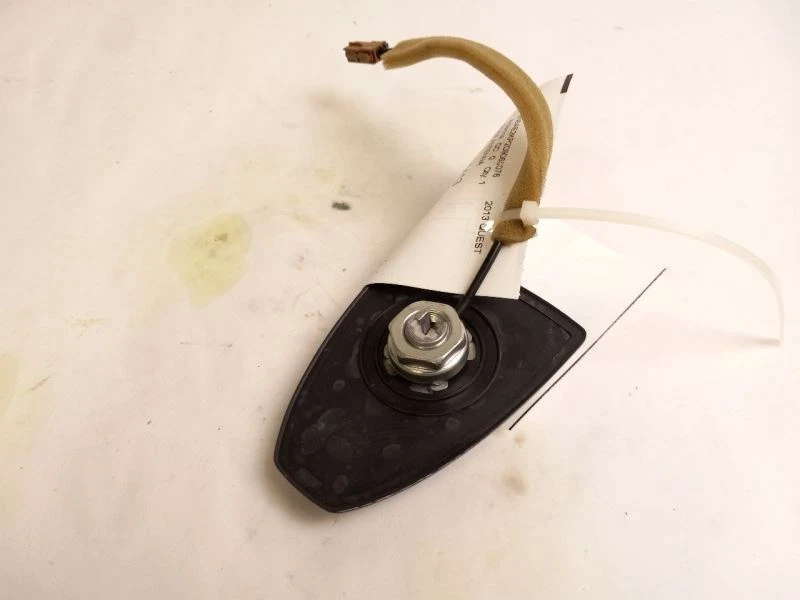 ROOF ANTENNA fits NISSAN QUEST 2013 - Imagem 3 de 3