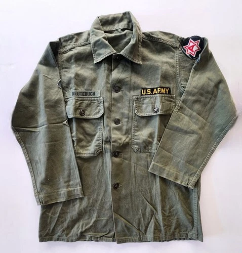 Vintage U.S. Army OG-107 Utility Shirt Jacket Military Patches Vietnam Era