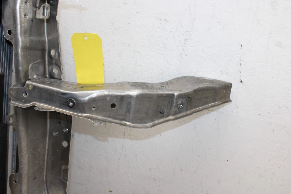 Suporte de radiador/conjunto de ventiladores Acura MDX 3,5l 2025-2026 fabricante de equipamento original NC2 - Imagem 2 de 4