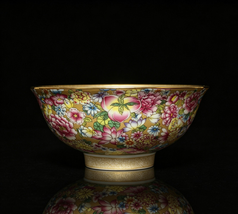 Rare Chinese Famille Rose Porcelain Bowl Peach and Flower Design Home Decoration