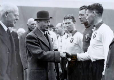 Billy Liddell shakes hands with H M King George VI 1950s Old Photo