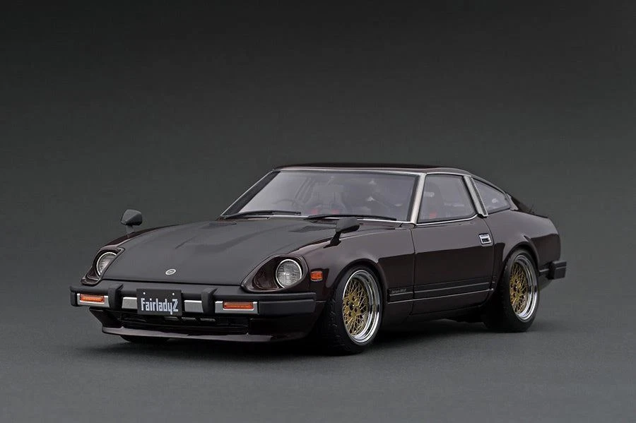 1:18 Nissan Fairlady 280ZX (S130) -- Maroon -- Ignition Model