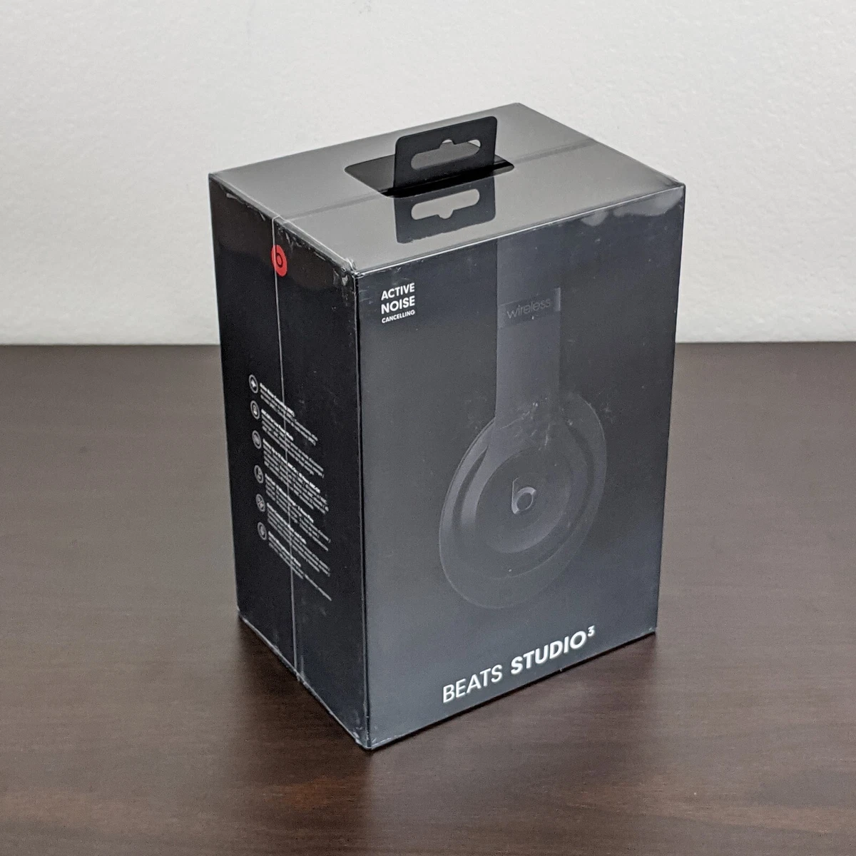 Beats by Dr STUDIO 3 Over-Ear Wireless Headphones MATTE BLACK - SEALED |