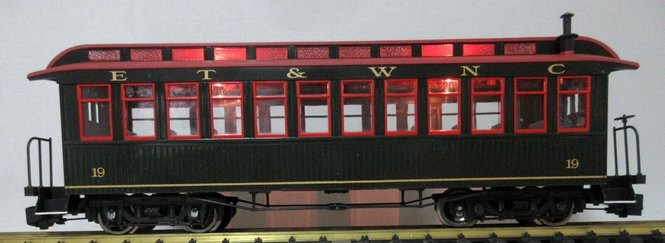 BACHMANN 89291 "L" JACKSON SHARP PASS. CAR (COACH ET & WNC) w/ METAL WHEELS - Image 2 of 4