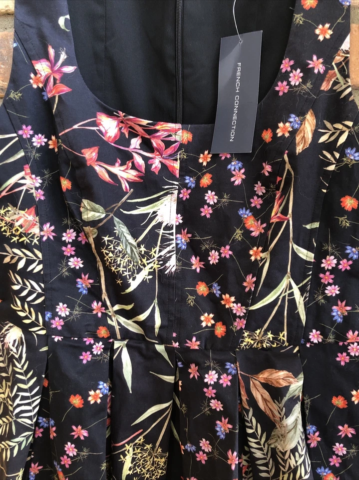 Vestido de Verano French Connection Negro Estampado Floral Ajuste N Acampanado 10 Nuevo con Etiquetas Mrsp $188 Foto 3 de 4