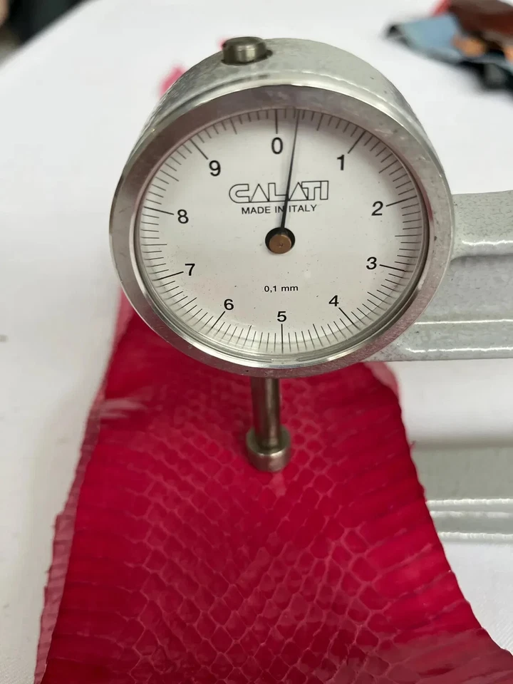 Snake leather for crafts, real snakeskin hide exotic leather - Image 4 of 4