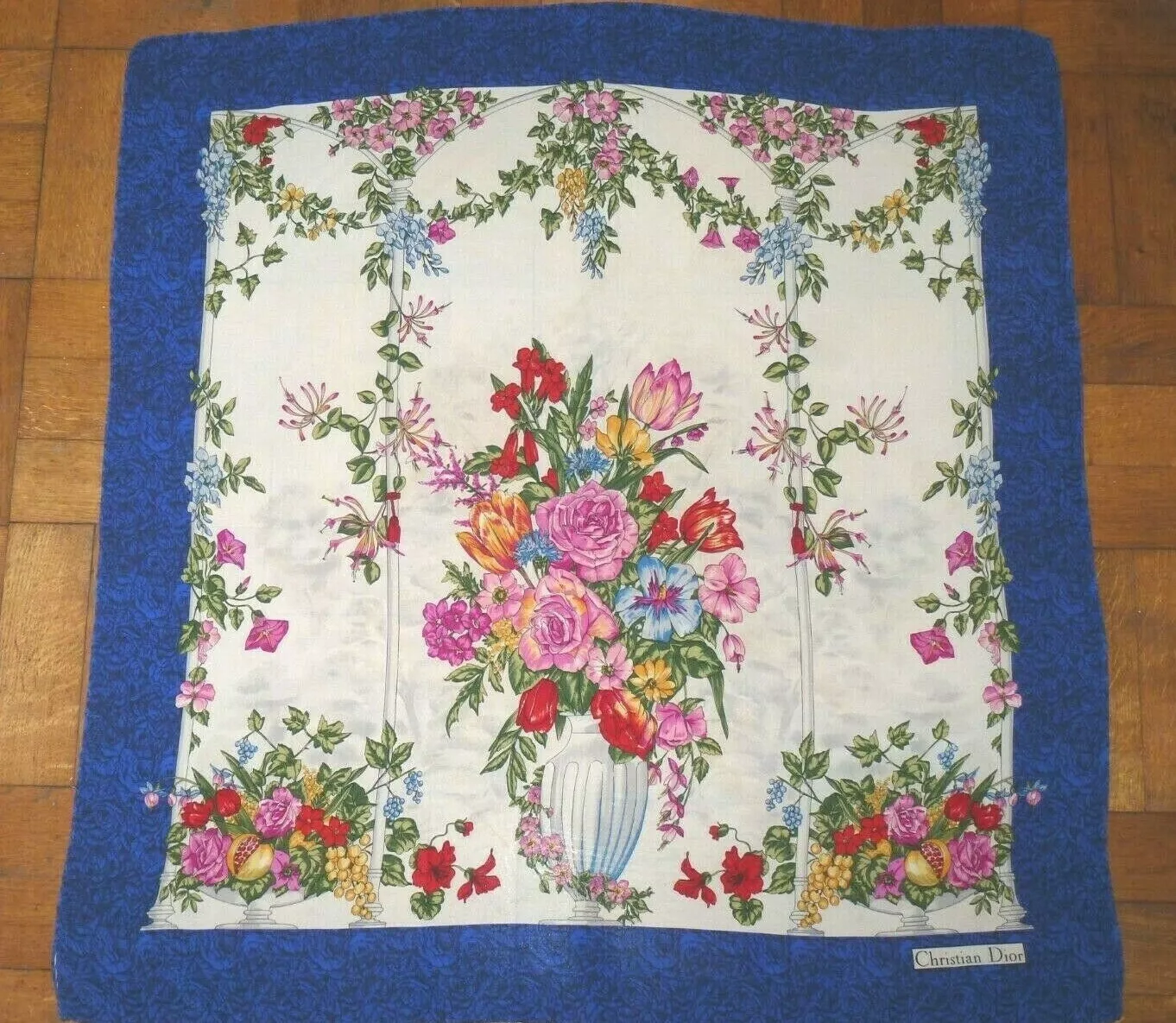 Grand foulard carré floral vintage en soie Christian Dior magnifique