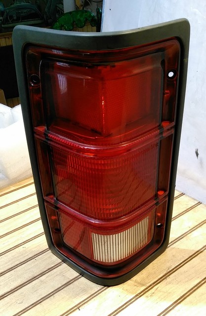 DODGE DAKOTA TAIL LIGHT DRIVER SIDE OEM 1988-1996 | eBay