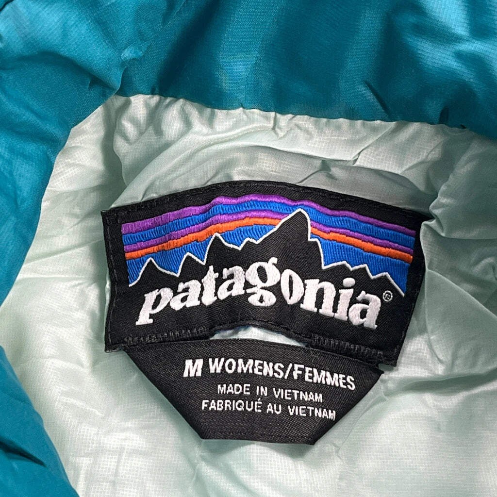 Patagonia Jacket - Medium Green Polyester - image 3