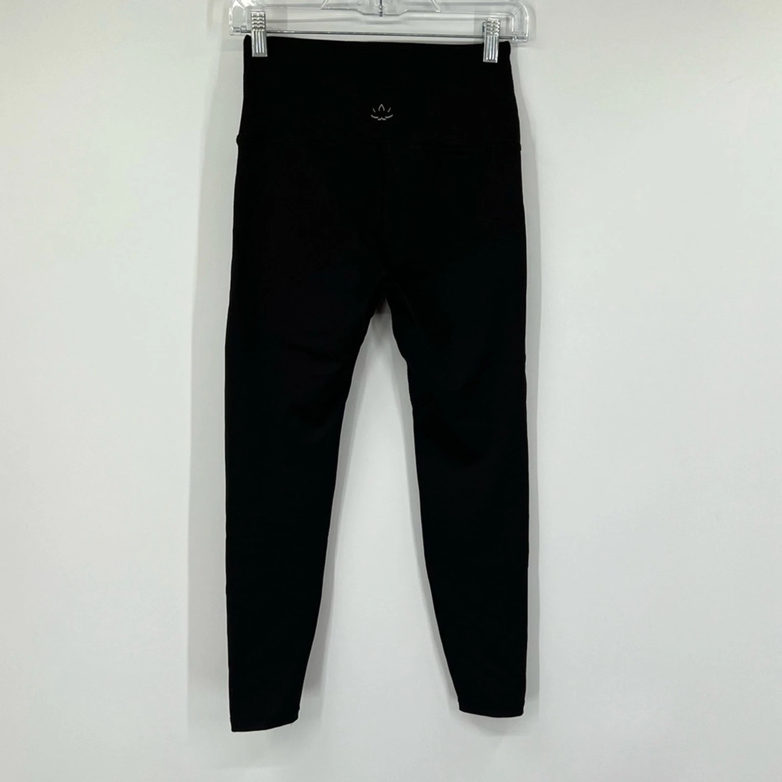 beyond-yoga high rise cropped leggings