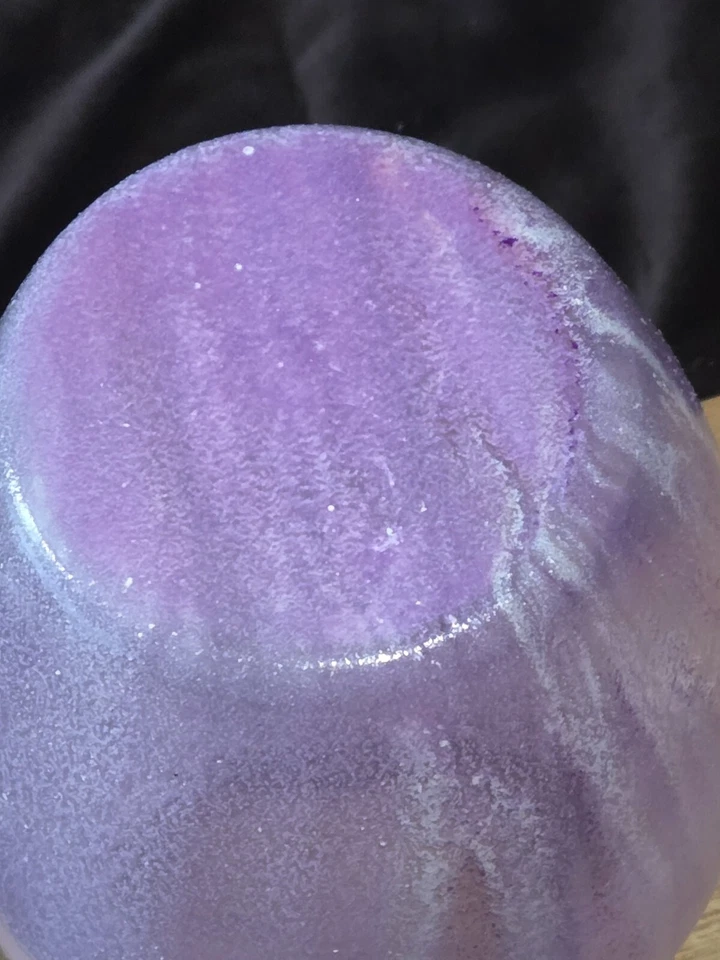 Jarrón de vidrio decorativo esmerilado ROSA/PÚRPURA -7" de alto 4" de ancho Foto 4 de 4