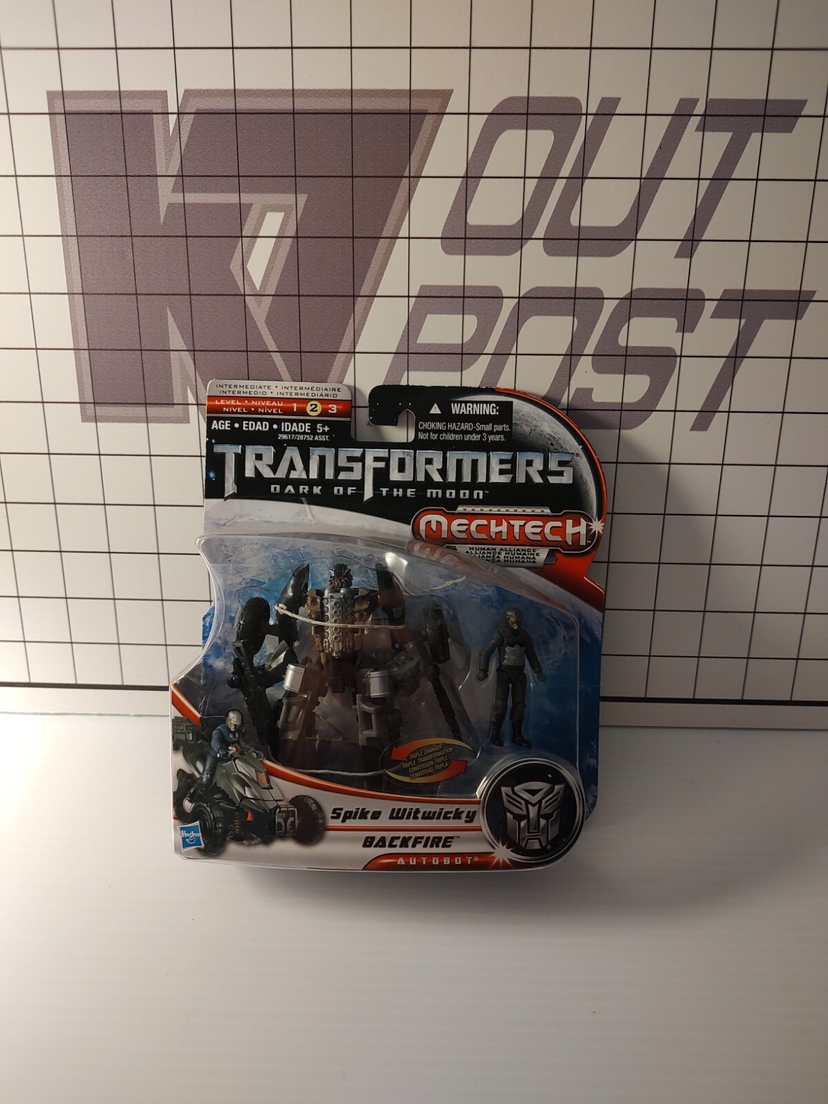 Transformers dark of the moon Backfire Autobot Mechtech New Sealed