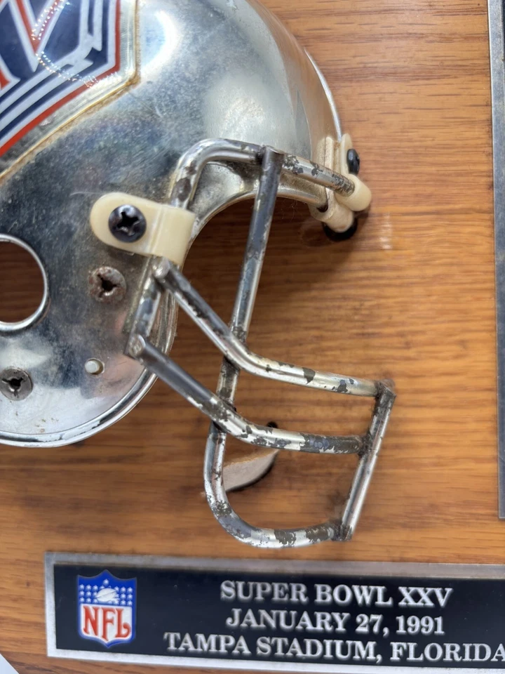 Серебряная юбилейная табличка на шлем NFL Super Bowl XXV 452/2500 Riddell с сертификатом подлинности - Изображение 2 из 4