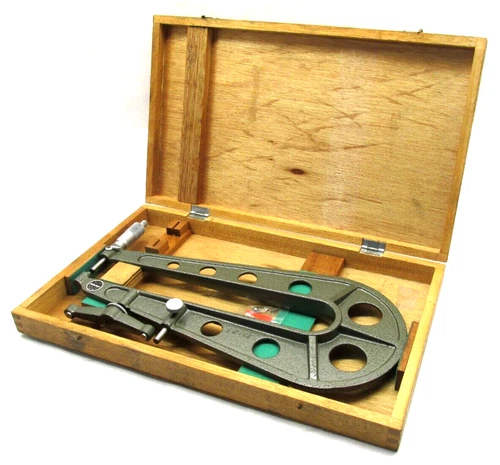 NICE! MITUTOYO 0 to 1" SHEET METAL 13" DEEP THROAT MICROMETER - .001" - #118-107