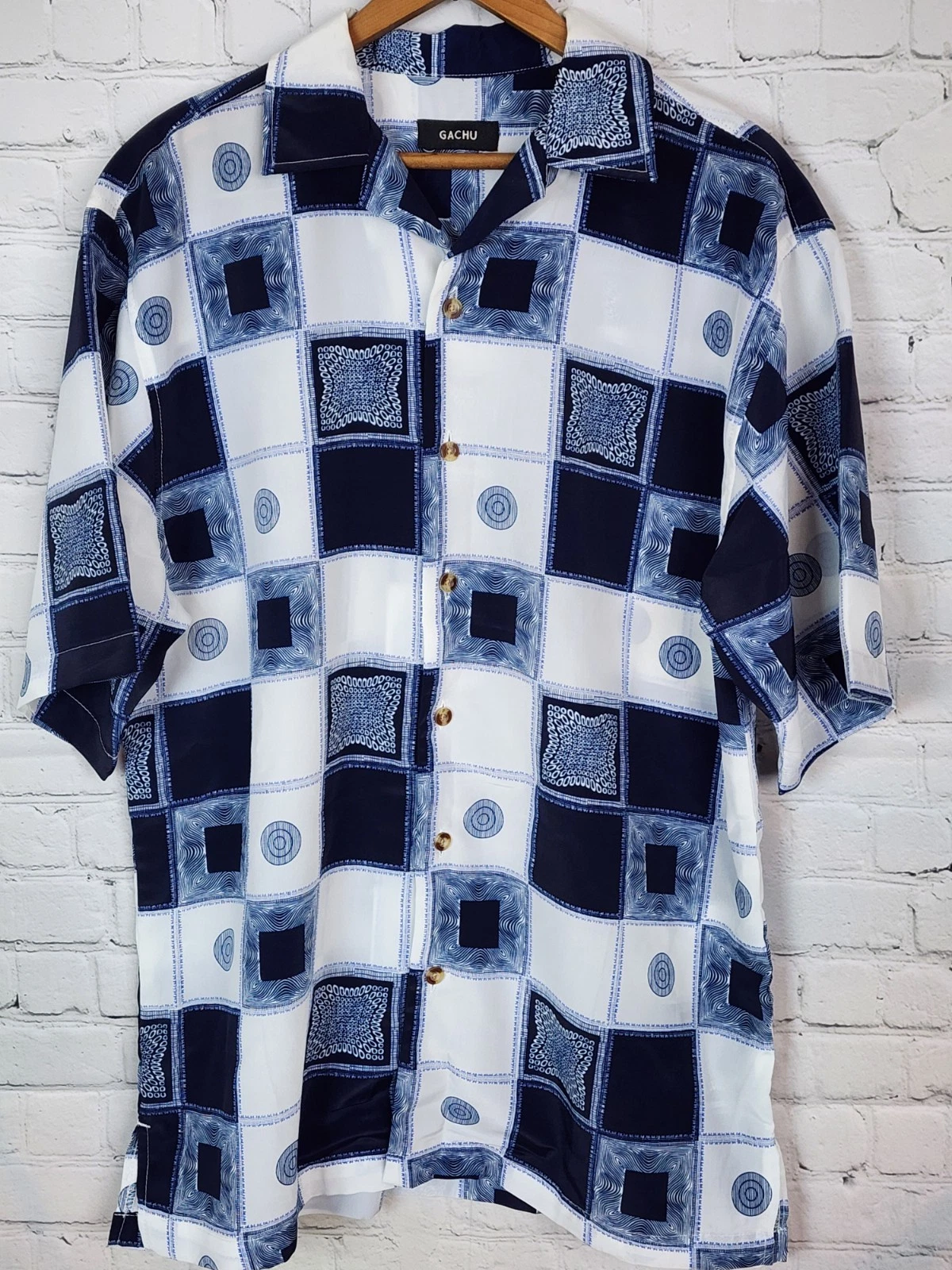 Vintage Gatchu Short Sleeve Button-Up Shirt Men's Sz S Blue & White Polyester