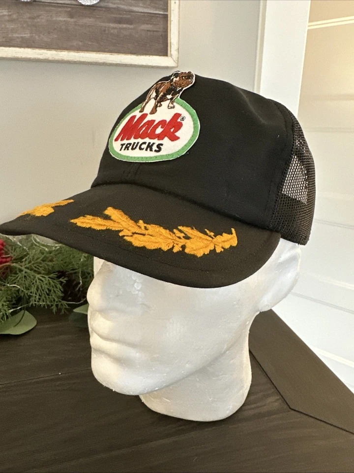 Винтажная бейсболка Mack Trucks Snapback Trucker Hat Gold Leaf - Изображение 2 из 4