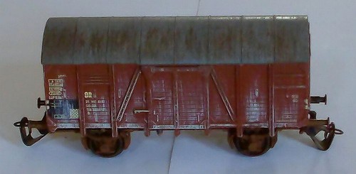 2achsiger Gedeckter Güterwagen der DR; gealtert! für TT (TT-3233) | Condition: Gebraucht