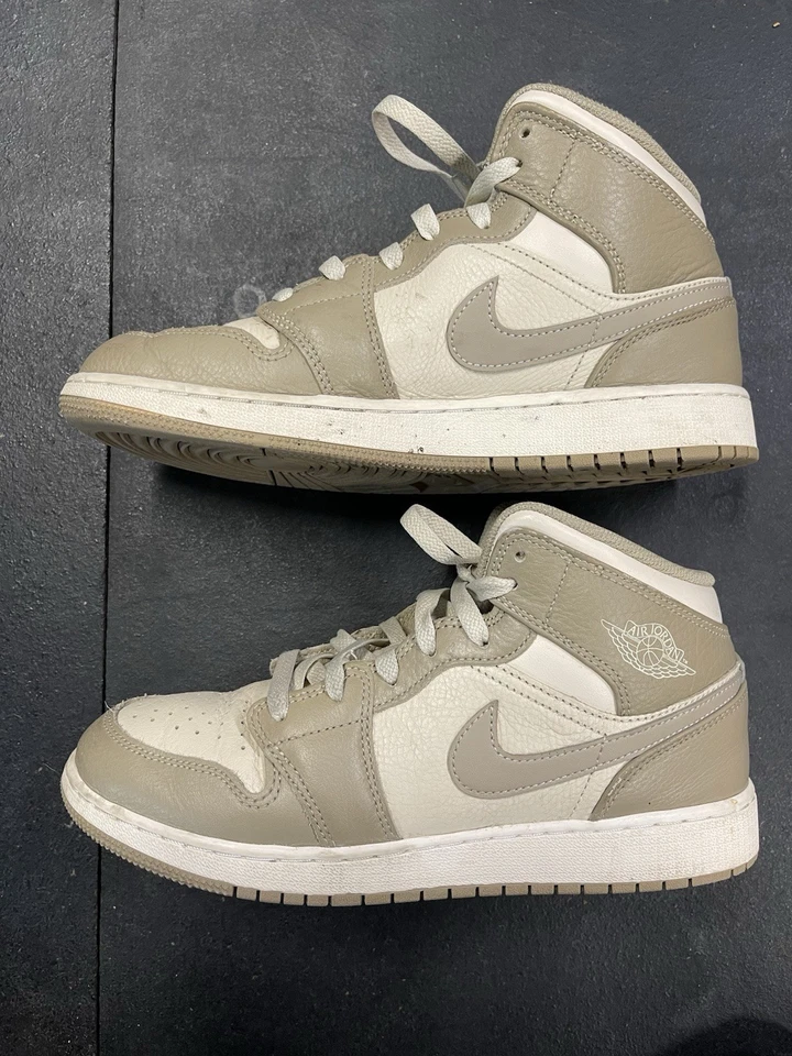 Jordan 1 Mid Legend Marrón 7Y Zapatos Tenis Niños Jóvenes Foto 3 de 4