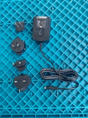 Universal Travel Adapter International Power Plug Adaptor with EU UK AU USA