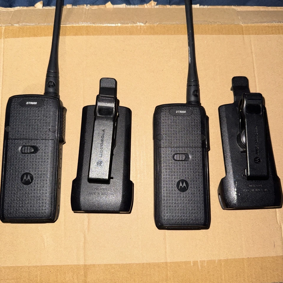 DTR600 Motorola 30 Channel Digital Radio (Read Desc’) - Image 4 of 4