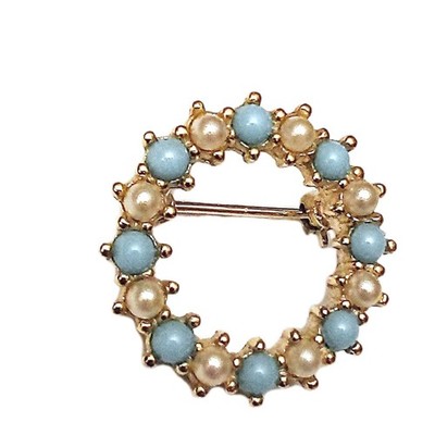 Ciner Gold Tone Faux Pearl & Faux Turquoise Open Circle Brooch Vintage