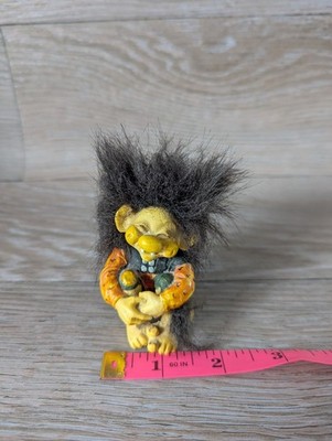 Candy Design Norwegen Troll Figur Regal Sitter schwarze Haare 80er Vintage gebraucht