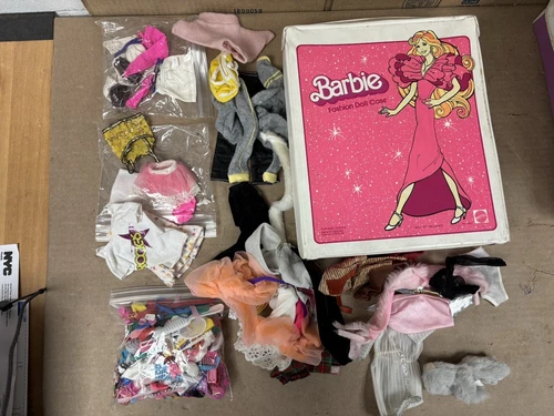 Vintage Barbie Doll Clothes, Barbie Accessories case  Mattel 1960s 1970s 1980s 1