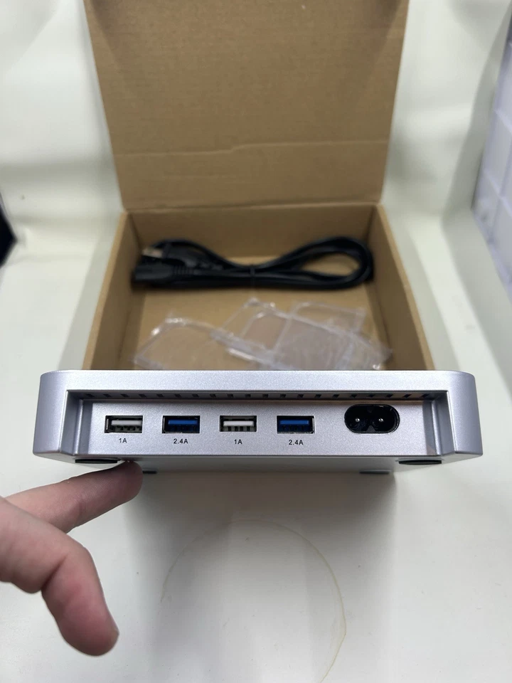 Estación de carga USB de 4 puertos - Organizador de cargador multidispositivo - Plateado y negro Foto 3 de 4