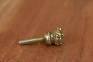 Antique Perfume Dauber Top Crown