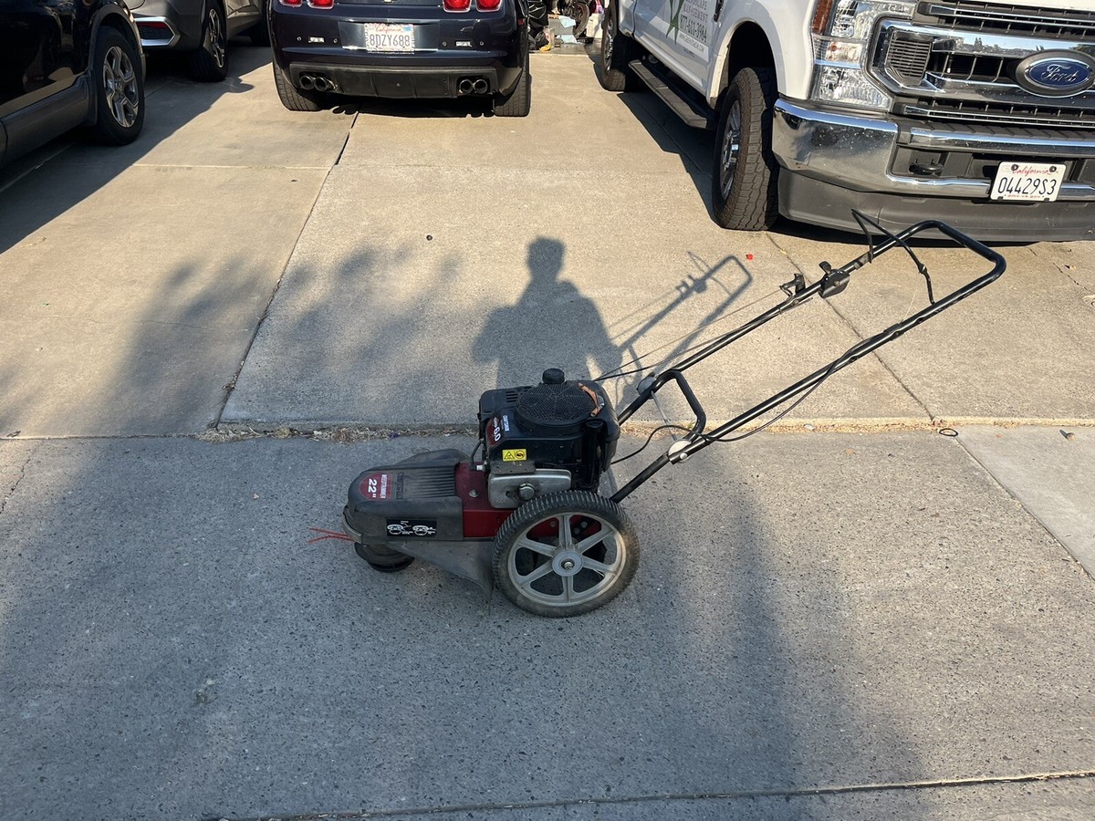 Craftsmen 22 Inch Push Weed Trimmer