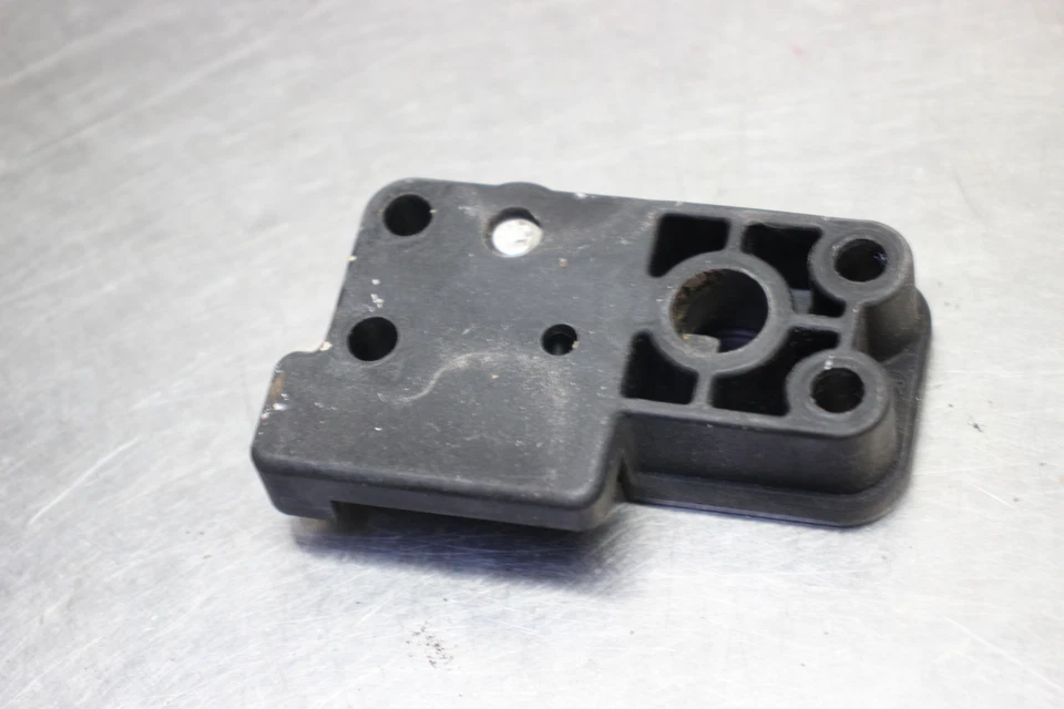 00-05 Kawasaki ZR7S ZR750 Rear Passenger Seat Latch Foto 4 de 4