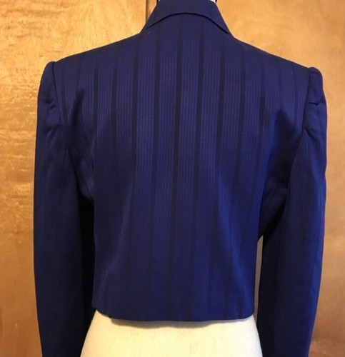 André Barreau Skirt Suit w Cropped Jacket VTG Deep Purple Pinstripes Sz 8 EUC - Picture 5 of 16