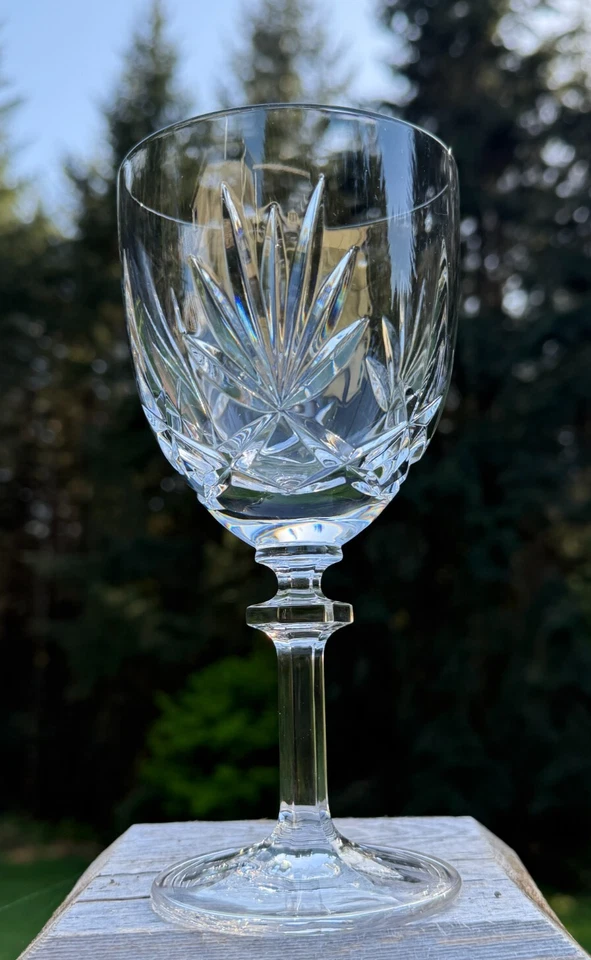 2 высоких бокала для вина/воды Gorham Crystal Crown Point высотой 7 дюймов с узором сняты с производства - Изображение 2 из 3