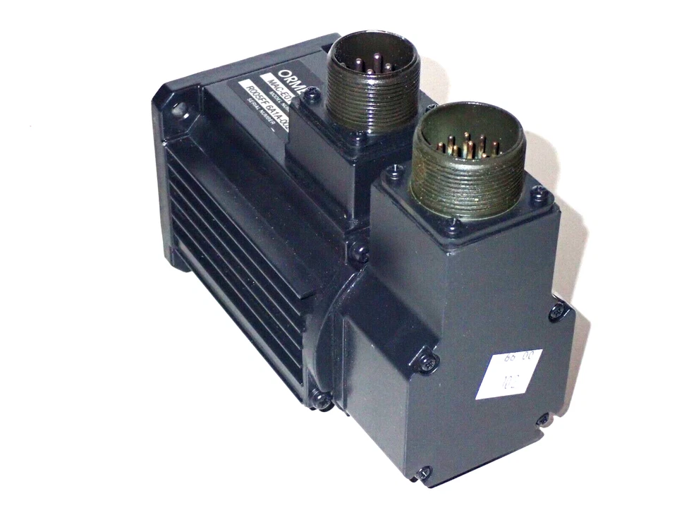 ORMEC AC Servo Motor MAC-E010D2/K1A NEW - Image 2 of 4