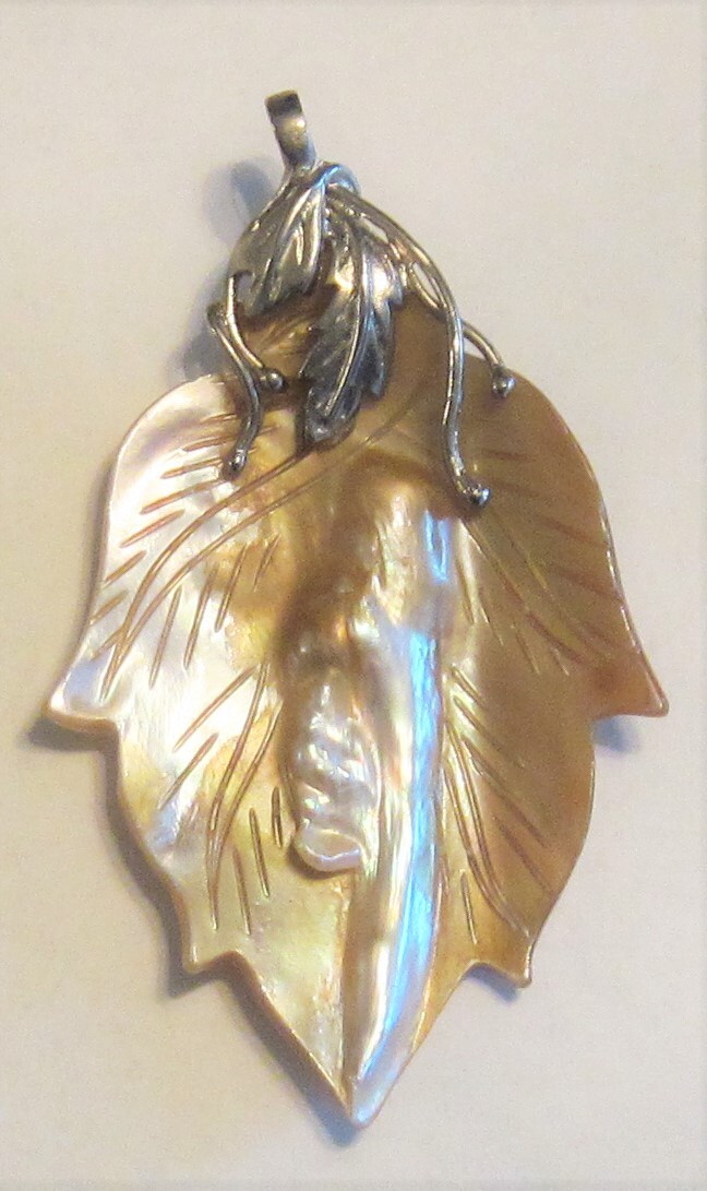 ABALONE SHELL LEAF NECKLACE PENDANT - image 1