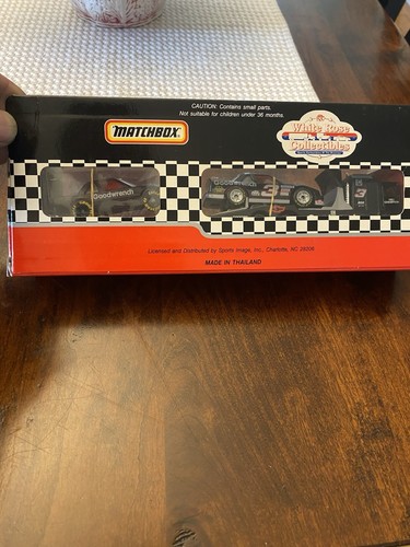 1993 MATCHBOX Super⭐Stars #3 Dale Earnhardt, 🏁Goodwrench Racing 🚩Team Convoy - Picture 2 of 3