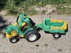 1992 Green & Yellow Plastic TONKA Farm Tractor & Trailer Vintage