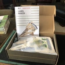 KiwiCo/ Eureka Crate Label Maker Kit DIY Embossing Machine STEM Project New Open