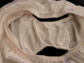 Vintage SO-EN Panties Silky Nylon w Dbl Layer Silky Nylon Gusset Lt Pink M 36-38