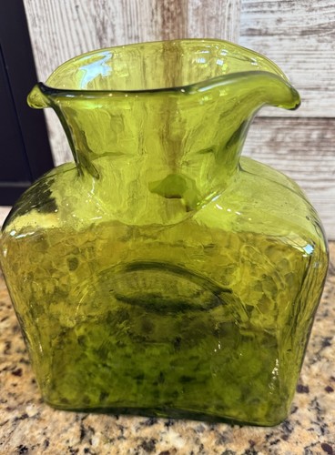 Vintage 384 Blenko Handblown Glass Double Spout Water Bottle Pitcher Lime Green - Picture 5 of 7