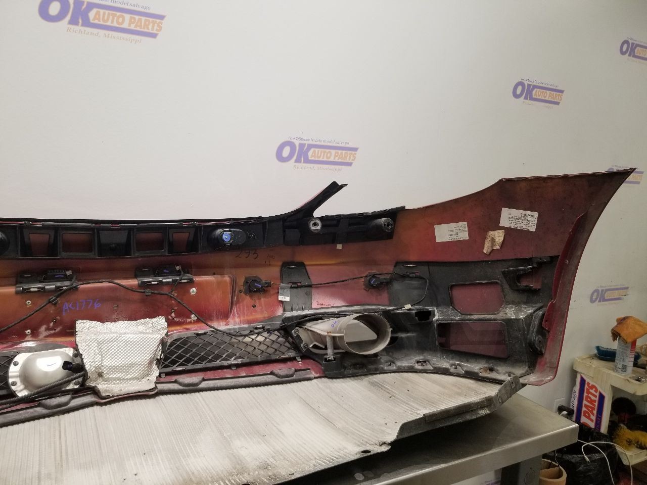11 MERCEDES BENZ SLS AMG C197 COMPLETE REAR BUMPER ASSEMBLY