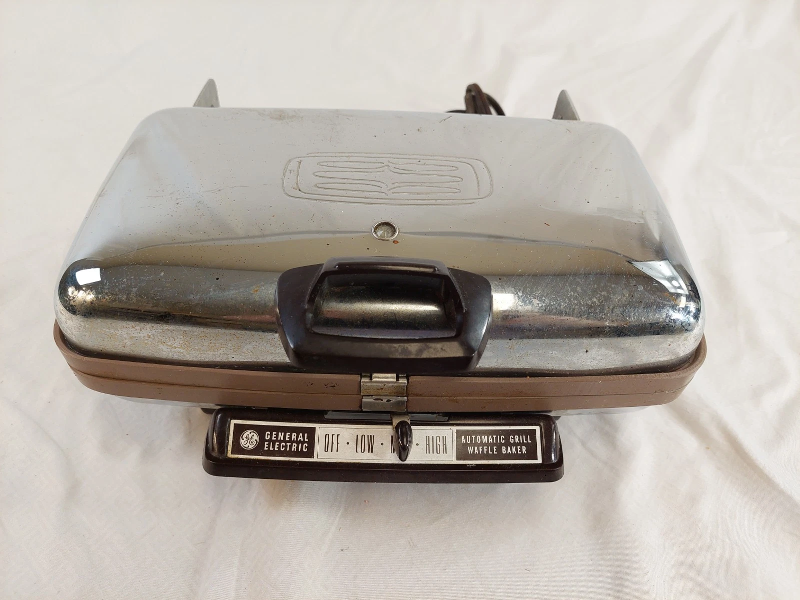 Vintage GE General Electric Automatic Grill Waffle Baker Chrome 14G44T USA Works