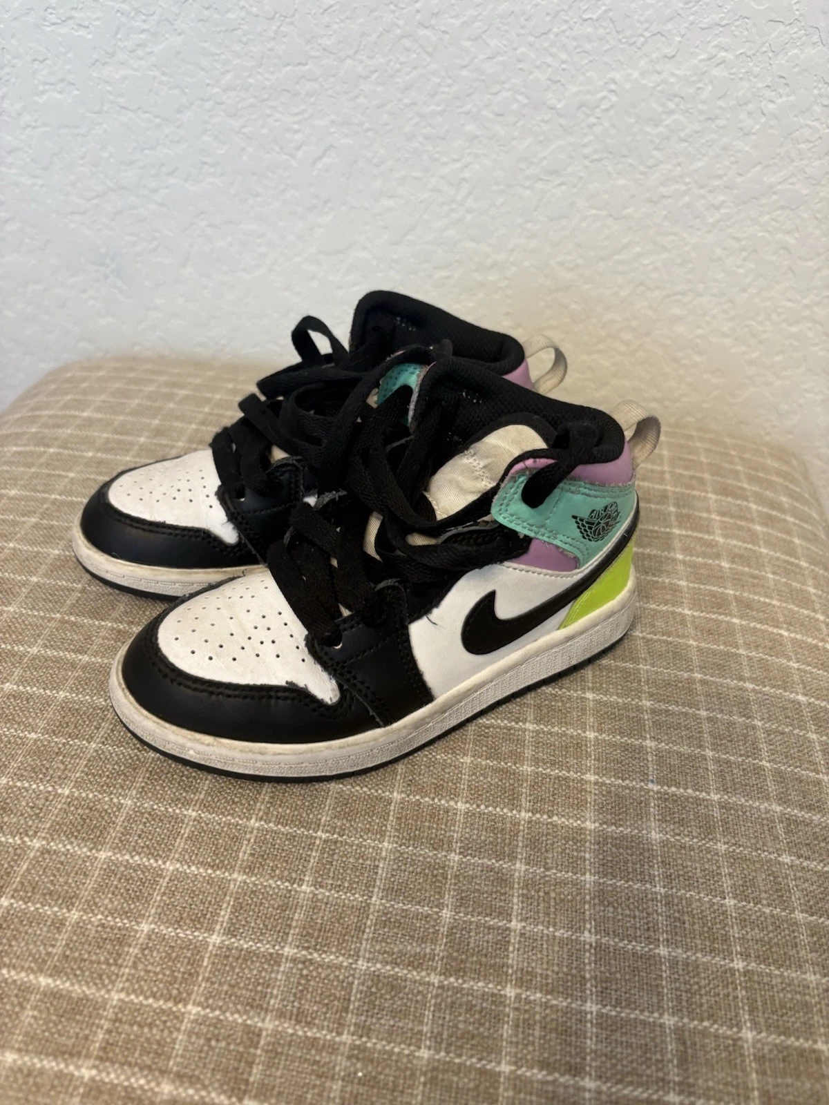 Taglia 11 (PS) Jordan 1 Mid Pastel