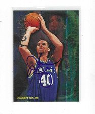 Signed LOREN MEYER Dallas Mavericks 1995-96 Fleer Rookie Card #299 w/COA. rookie card picture