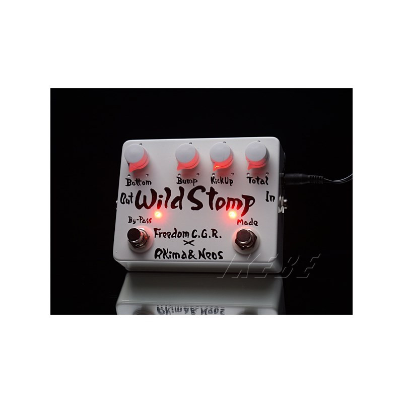 Freedom Custom Guitar Re C.G.R Akima Neos Wild Stomp Bass Preamp 