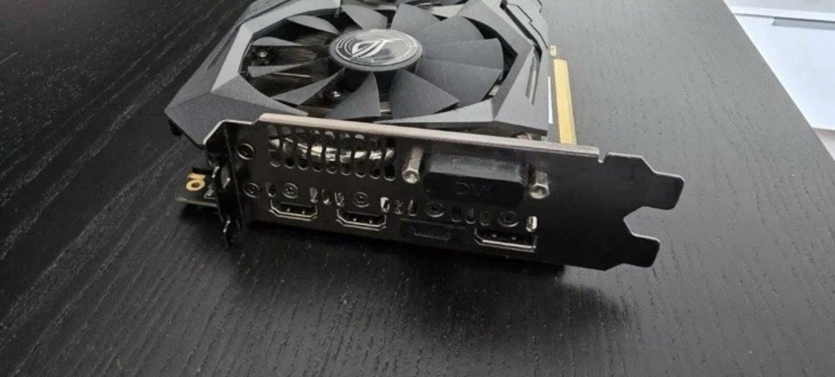 ASUS ROG Strix グラフィックボード　gtx1080 8GB ASUS ROG GeForce GTX 1080 Graphics Card STRIX-GTX1080-A8G-GAMING