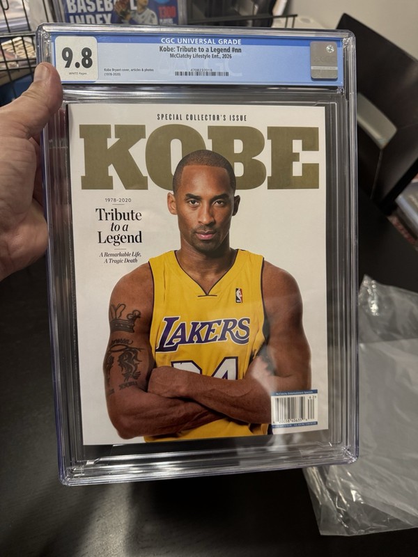 CGC 9.8 KOBE BRYANT  Los Angeles Lakers Black Mamba , Graded Mint AMAZING