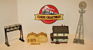HO Scale Lot of 5 Trackside Buildings, Structures & Signals