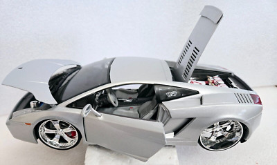 Maisto Lamborghini Gallardo 1/18 Scale Diecast Car Model