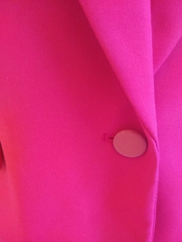 Blazer corto para mujer INC International Concepts manga 3/4 fucsia pequeño Foto 3 de 4